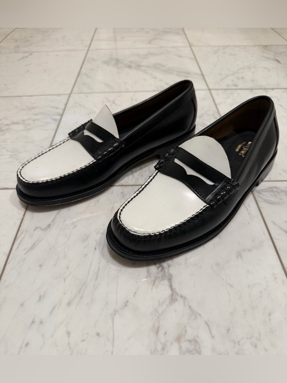 G.H. Bass Larson Penny Loafers Size 10 - Picture 3 of 10